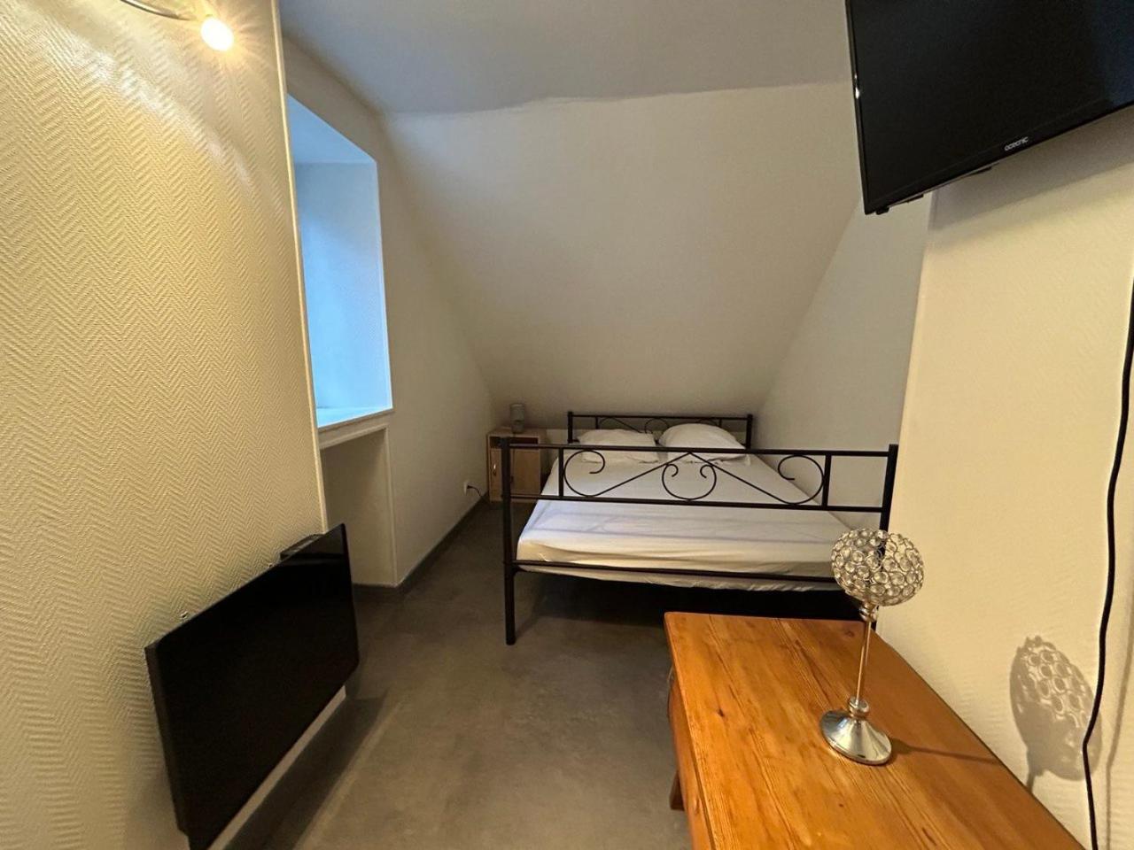 La Casa O - Cosy In The Very Center Apartment แชร์บูร์ก อ็อง กงต็องแต็ง ภายนอก รูปภาพ